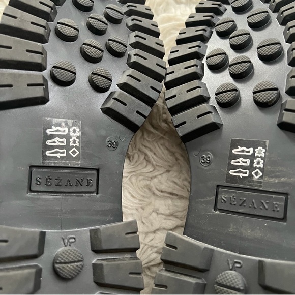 Sezane Albane Loafers - Glossy Burgundy - Picture 4 of 9